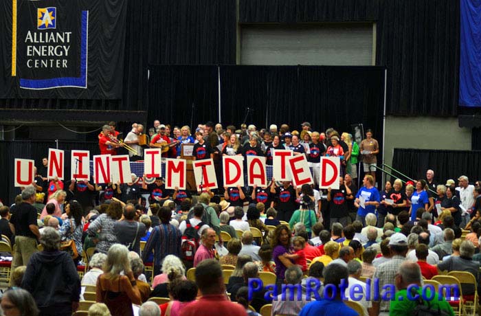 The Solidarity Singers perform at Fighting Bob Fest, 7 September 2013, photo by Pam Rotella