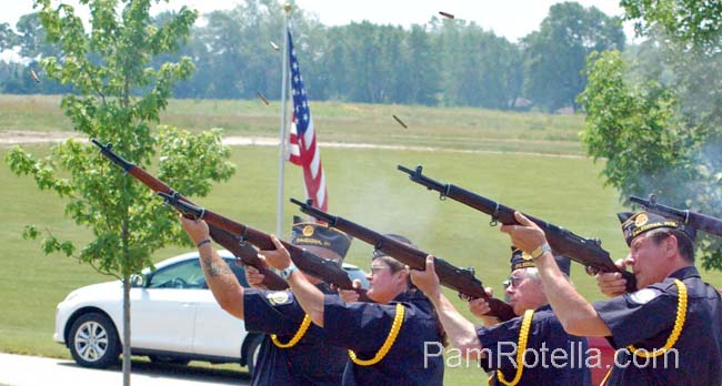 Memorial Day services 2012, photo by Pam Rotella